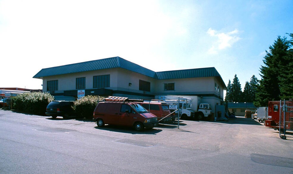 More Photos Of 919 SW 150th St, Burien Warehouse For Lease