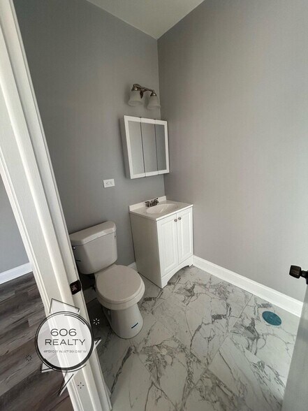 More Photos Of 7201-7217 N Western Ave, Chicago Apartments For Sale