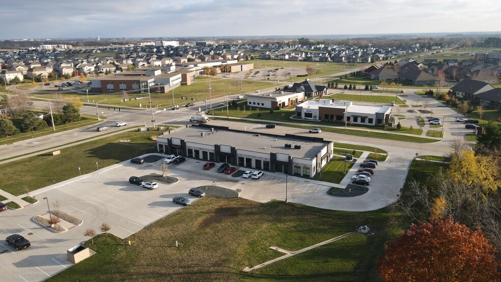 More Photos Of 295 SE Westown Pky, Waukee General Retail For Lease