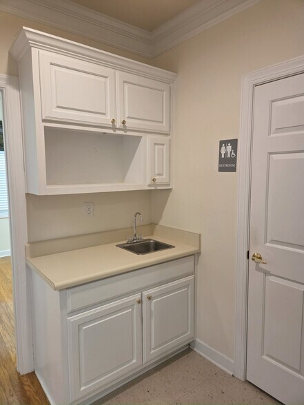 More Photos Of 1875 Old Alabama Rd, Roswell Office For Lease