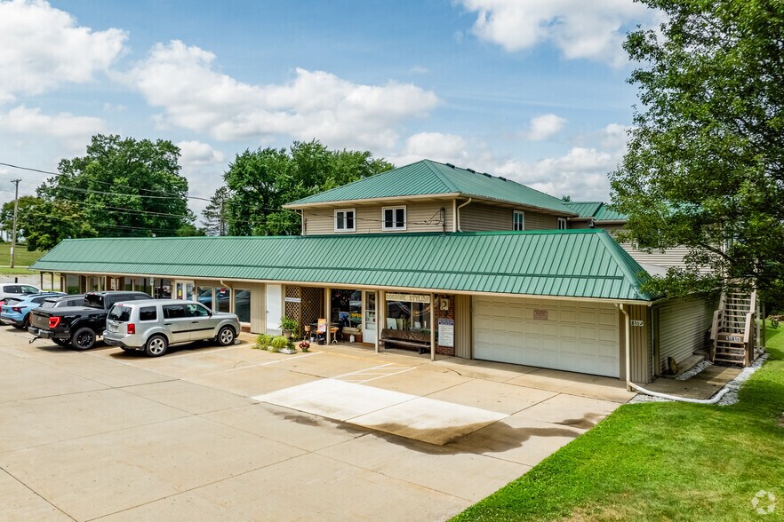 Primary Photo Of 514 E Park Ave, Columbiana Office For Sale