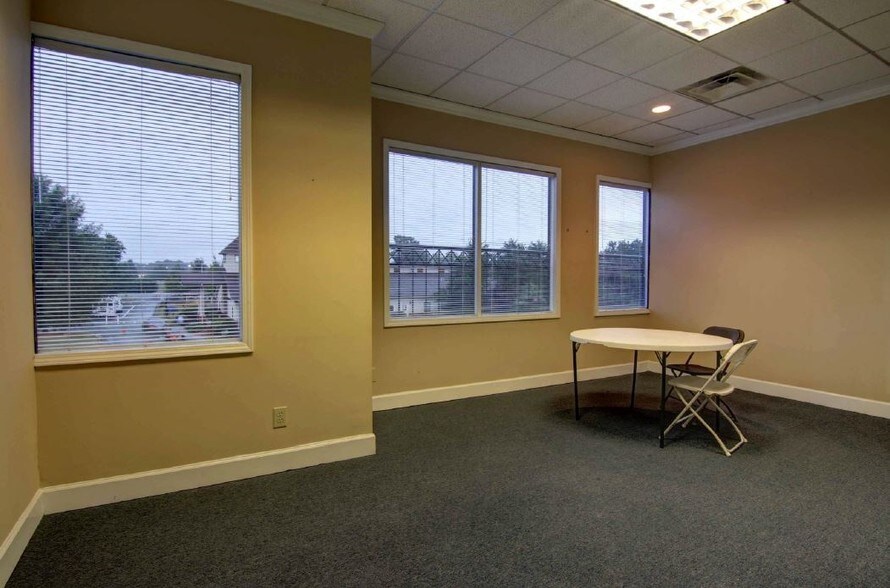 More Photos Of 2375 Wall St SE, Conyers Unknown For Lease