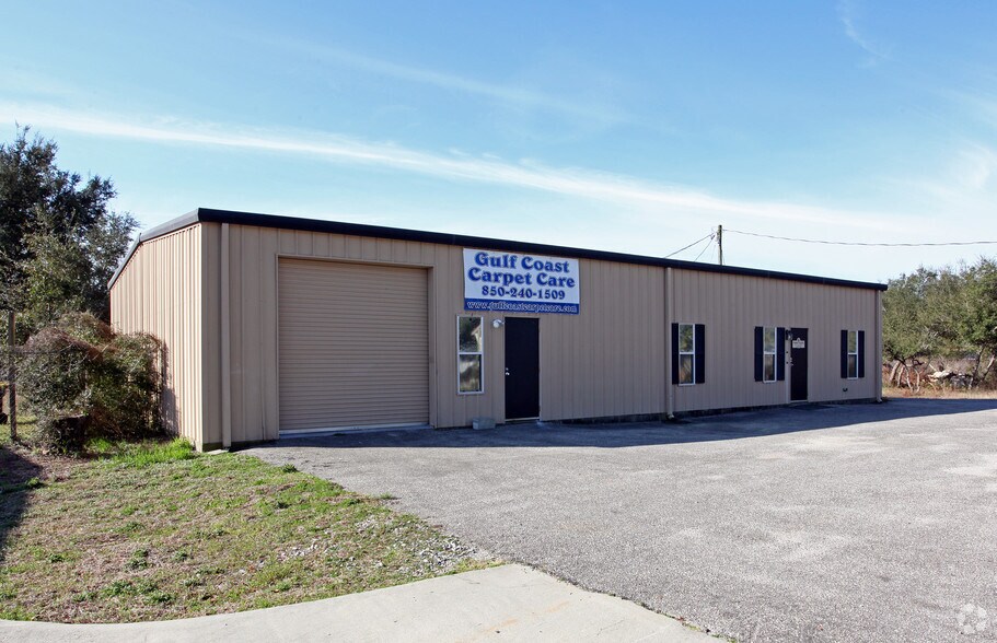 Primary Photo Of 8173 E Bay Blvd, Navarre Showroom For Lease
