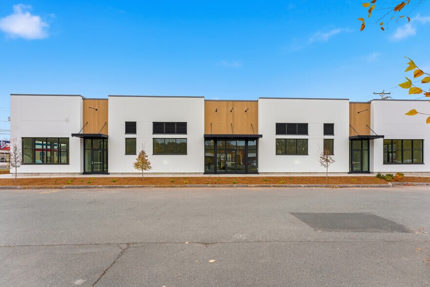 More Photos Of 5 Fulton Ave, Northampton General Retail For Lease