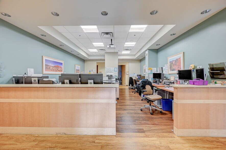 More Photos Of 270 W Lake Mead Pky, Henderson Freestanding For Sale