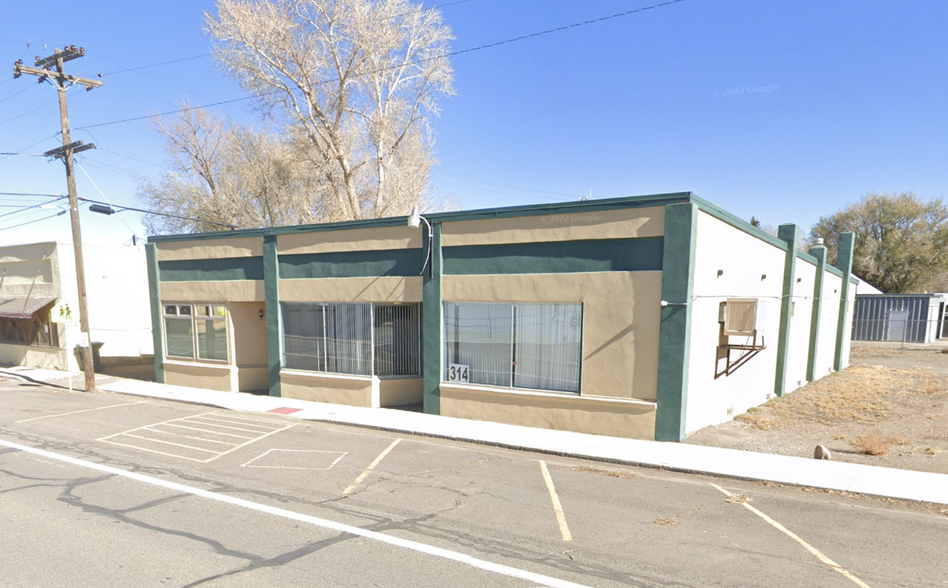 Primary Photo Of 314 Walnut St, La Jara Office For Sale