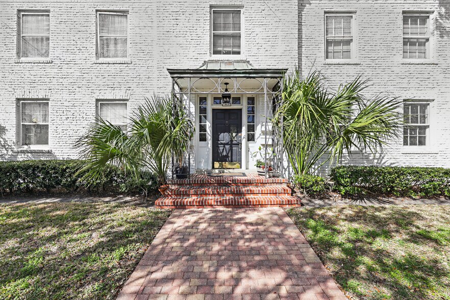 More Photos Of 2321 Riverside Ave, Jacksonville Apartments For Sale