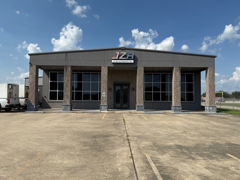 More Photos Of 925 Jade Ave, Port Arthur Industrial For Sale