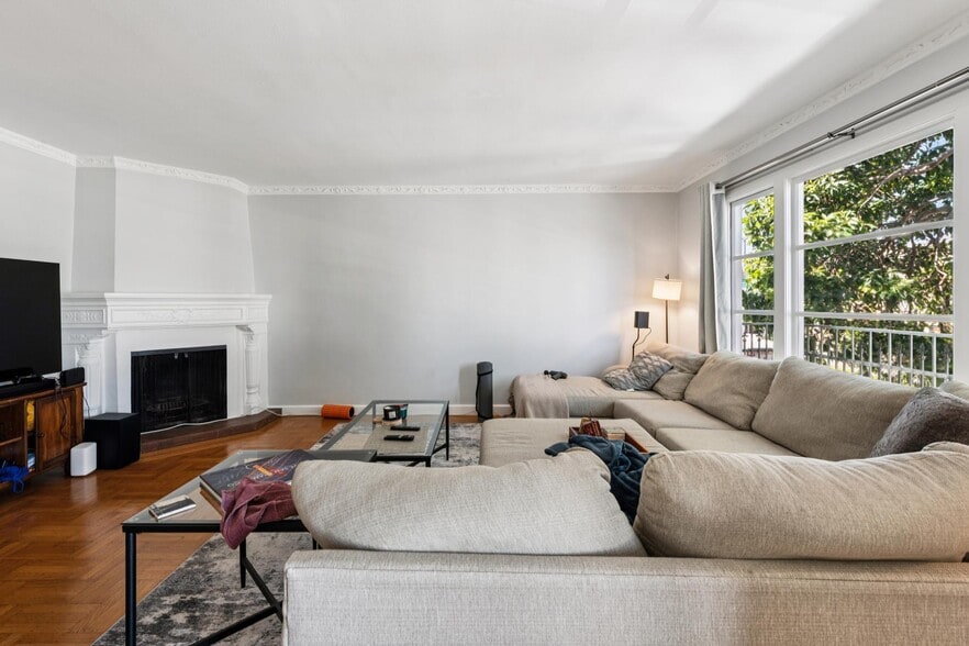 More Photos Of 2539-2541 Lombard St, San Francisco Apartments For Sale