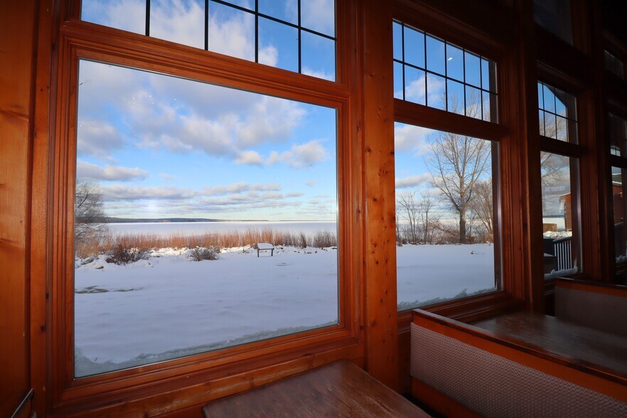 More Photos Of 30580 Hwy 2, Ashland General Retail For Lease