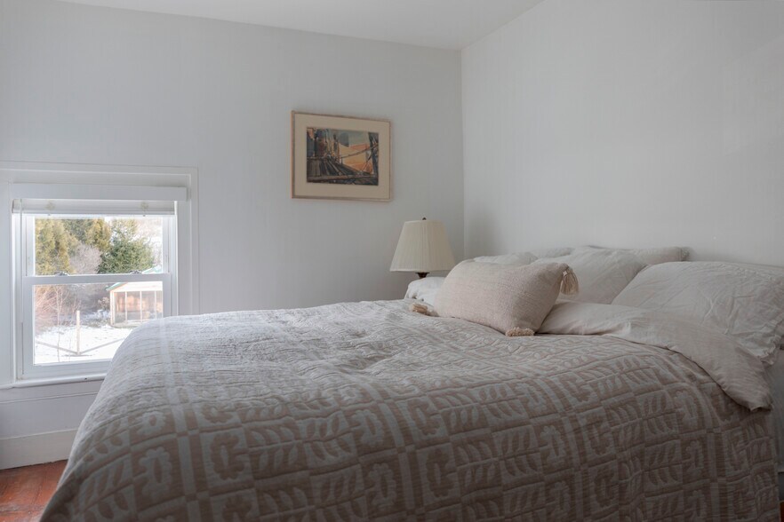More Photos Of 396 Austin Rd, Jefferson Hospitality For Sale