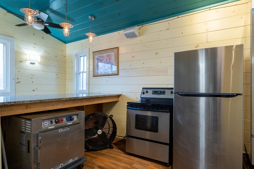 More Photos Of 266 County Route 7, Nassau Restaurant For Sale