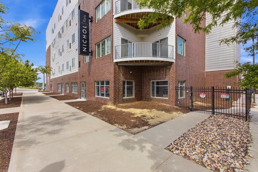 More Photos Of 1015 N 16th St, Omaha Apartments For Sale
