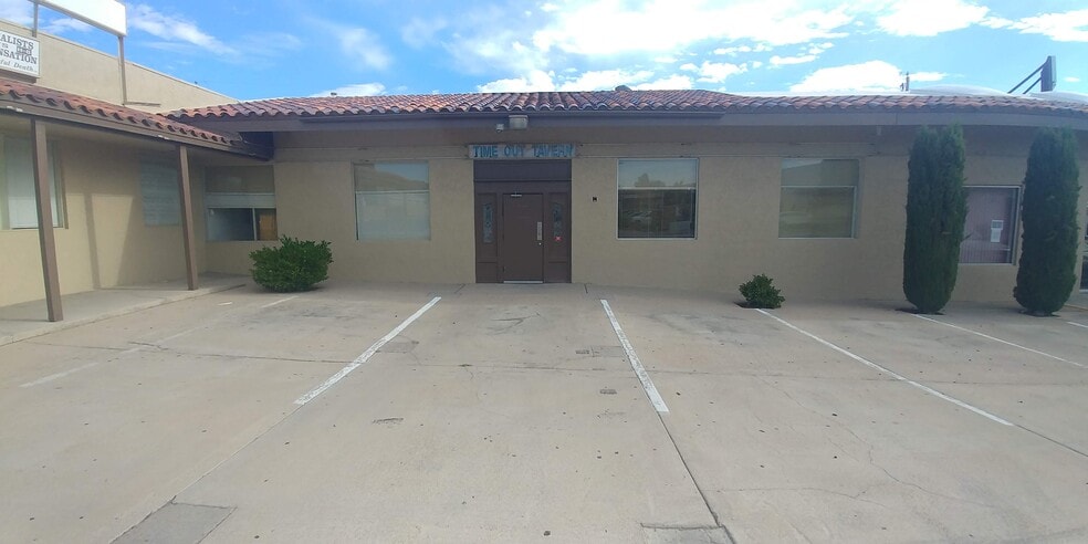 More Photos Of 2601 N Stockton Hill Rd, Kingman Office For Lease