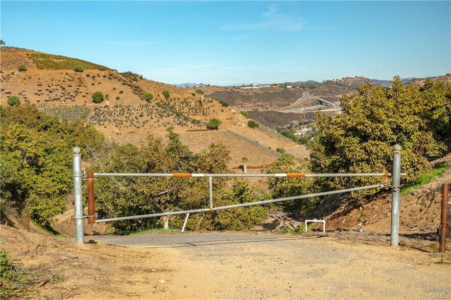 More Photos Of 0 Cirle R Dr, Escondido Land For Sale