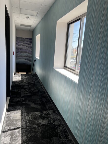 More Photos Of 183 Mineola Blvd, Mineola Medical For Sale