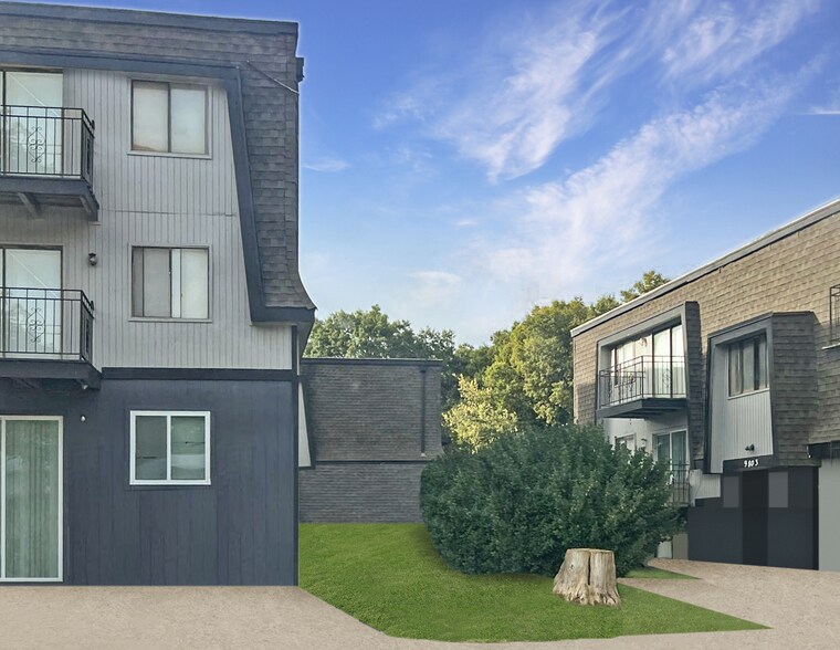 More Photos Of 9805 E 61st St, Kansas City Apartments For Sale