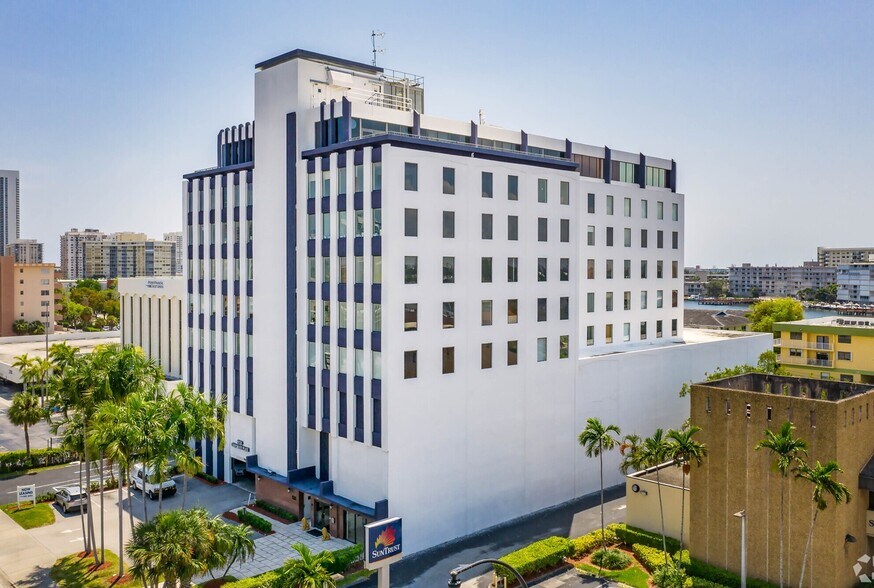 More Photos Of 1920 E Hallandale Beach Blvd, Hallandale Beach Medical For Sale