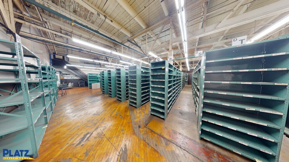 More Photos Of 1900 Hubbard Rd, Youngstown Industrial For Lease