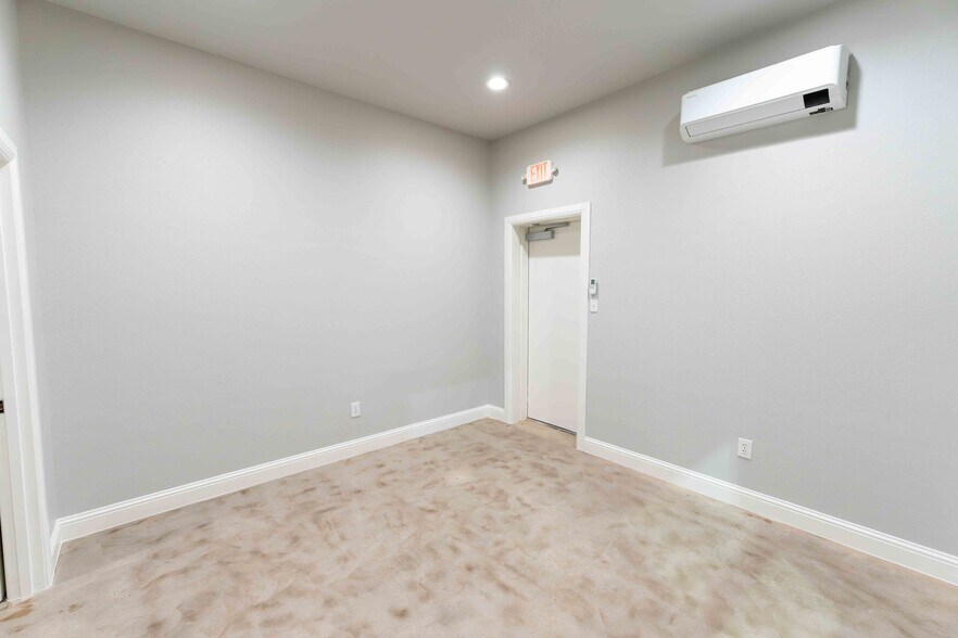 More Photos Of 5223 Industrial Dr, Sherman Office For Lease