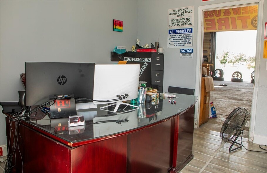 More Photos Of 242 S Scenic Hwy, Lake Wales Auto Repair For Sale