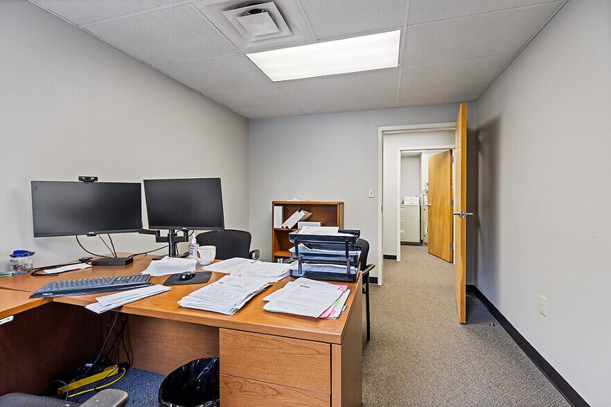 More Photos Of 323 State St, Augusta Office Residential For Sale