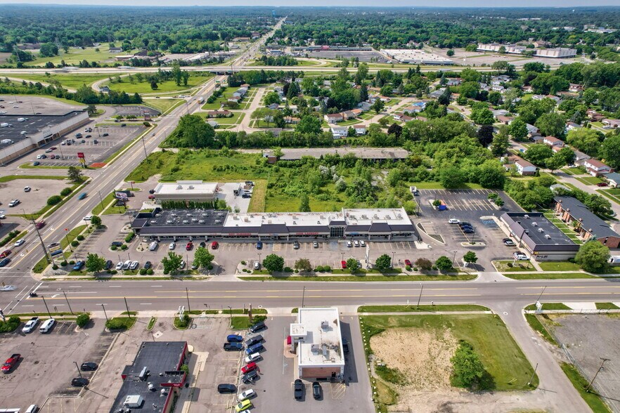 More Photos Of 3802 E Court St, Flint Unknown For Lease