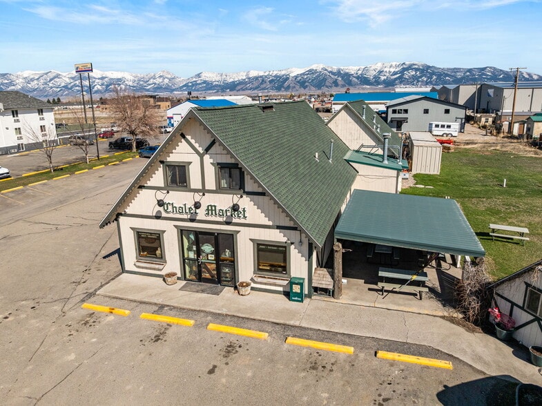 Primary Photo Of 6410 Jackrabbit Ln, Belgrade Storefront For Sale