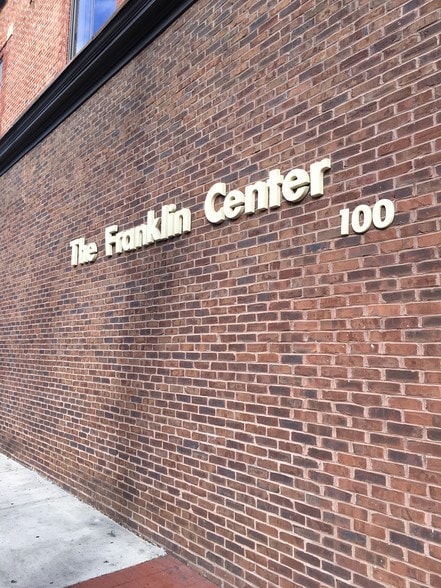More Photos Of 100 W Franklin St, Hagerstown Office Residential For Lease