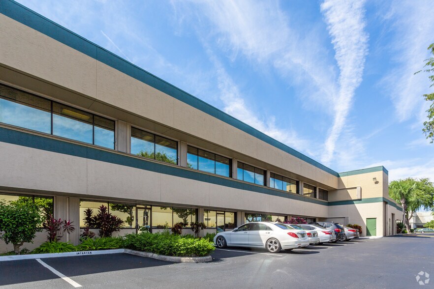 More Photos Of 1060 Holland Dr, Boca Raton Light Manufacturing For Lease