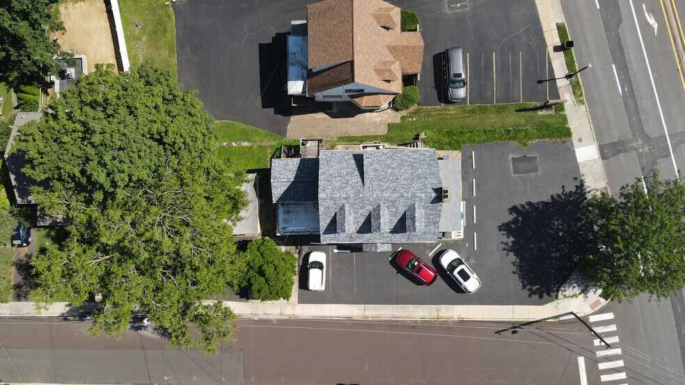 More Photos Of 1900 Old York Rd, Abington Apartments For Sale