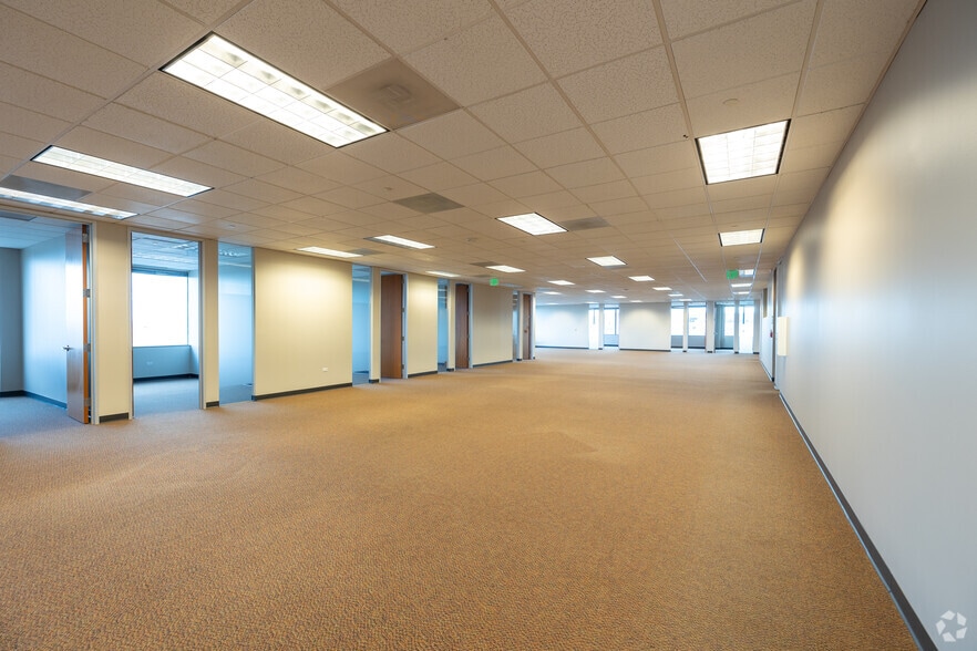 More Photos Of 10475 Park Meadows Dr, Lone Tree Office For Sale