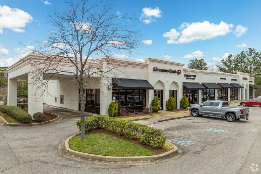 More Photos Of 1217-1227 S Germantown Rd, Germantown Storefront For Sale