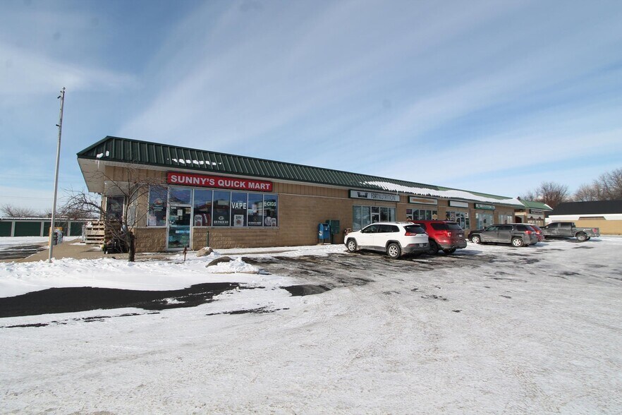 More Photos Of 1220 Janesville Ave, Fort Atkinson Storefront For Sale