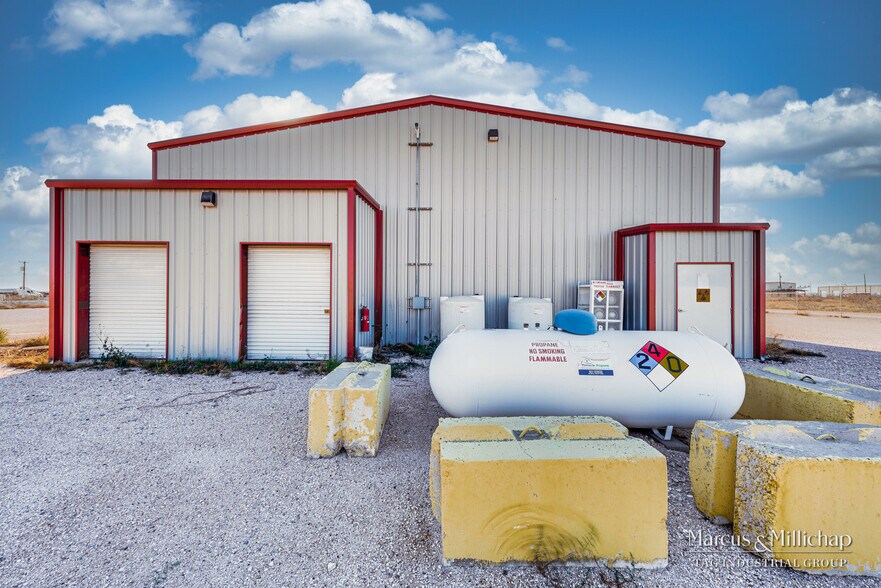 More Photos Of 8908 W County Rd 130, Midland Warehouse For Sale