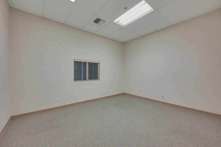 More Photos Of 103 D St, Marysville Office Residential For Sale