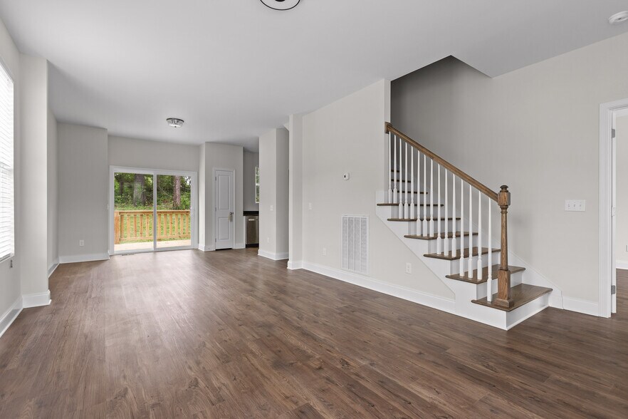 More Photos Of , Chattanooga Specialty For Sale