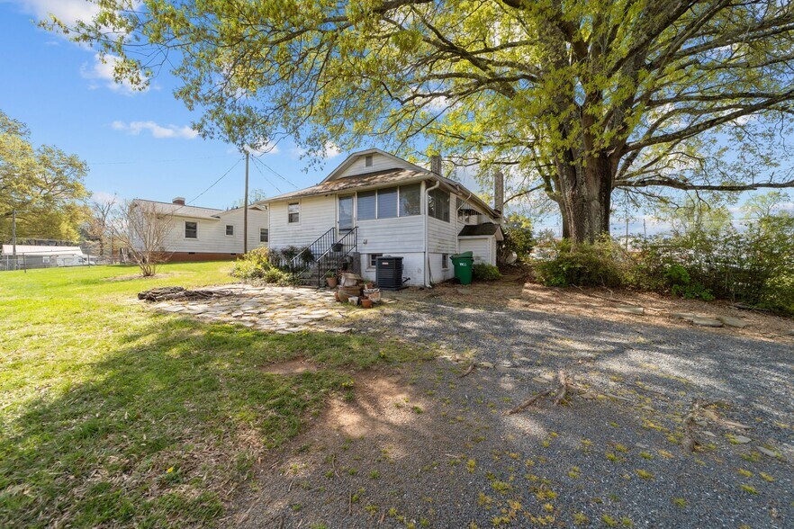 More Photos Of 313 E King St, King Land For Sale