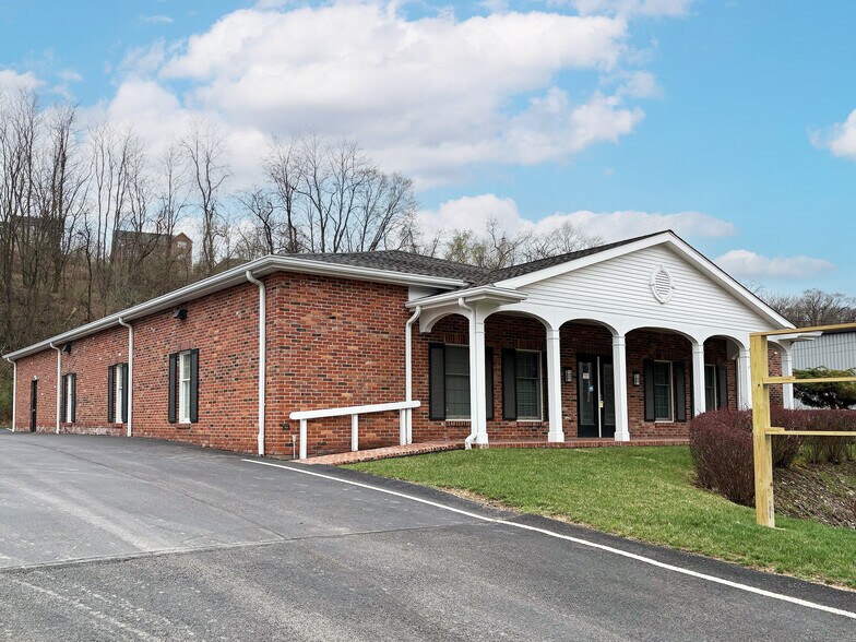 Primary Photo Of 2598 Washington Rd, Canonsburg Office For Sale