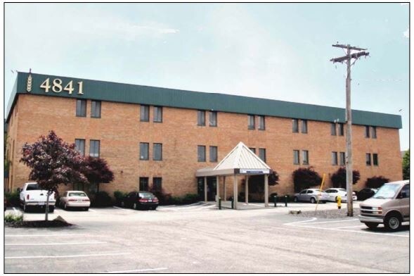 More Photos Of 4841 Monroe St, Toledo Medical For Lease