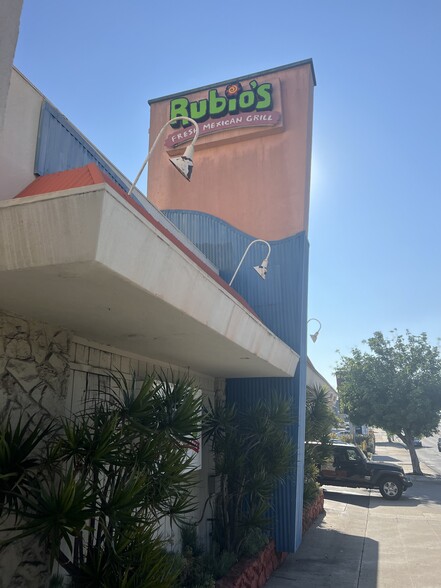 More Photos Of 2000-2008 N Sepulveda Blvd, Manhattan Beach Freestanding For Lease