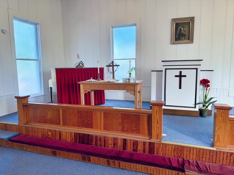 More Photos Of 142 Rowe Ln, Moscow Religious Facility For Sale