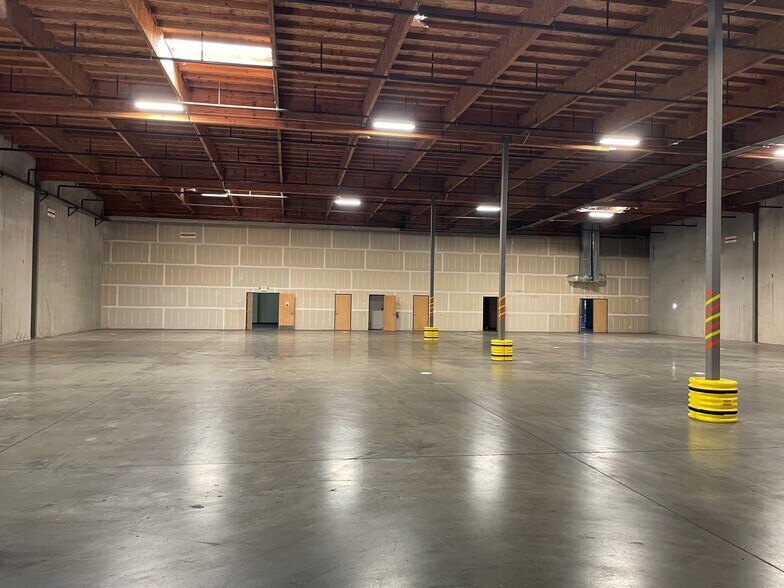 More Photos Of 315 Huss Dr, Chico Warehouse For Lease