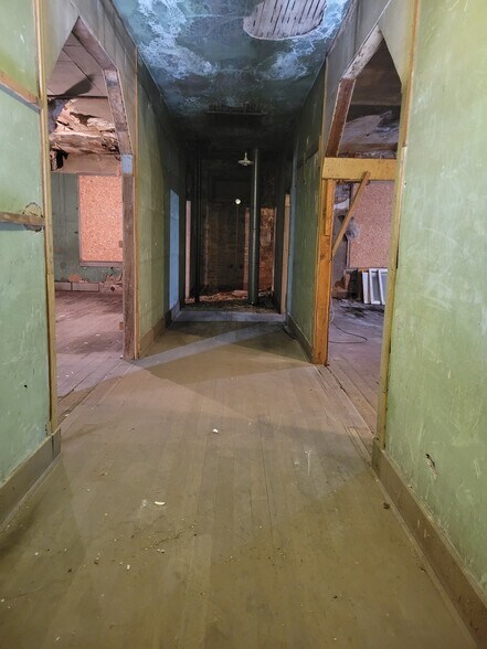 More Photos Of 248 W 2nd St, Chadron Warehouse For Sale