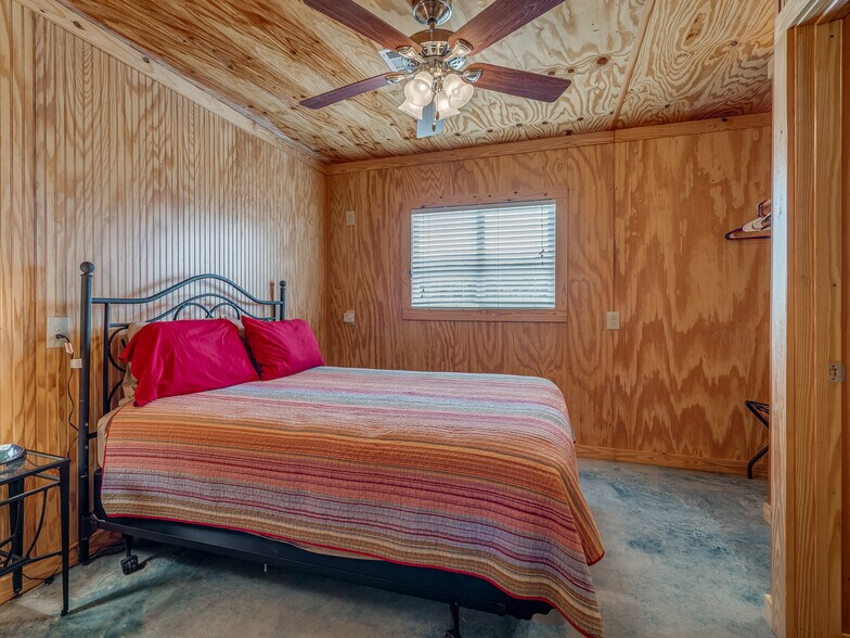 More Photos Of 341070 E 890 Rd, Chandler Lodge Meeting Hall For Sale