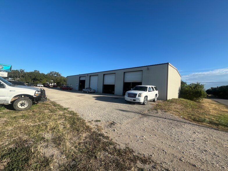 More Photos Of 13000 TX-29, Liberty Hill General Retail For Sale