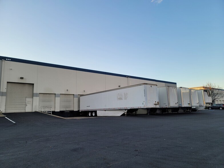More Photos Of 30973 Santana St, Hayward Warehouse For Lease
