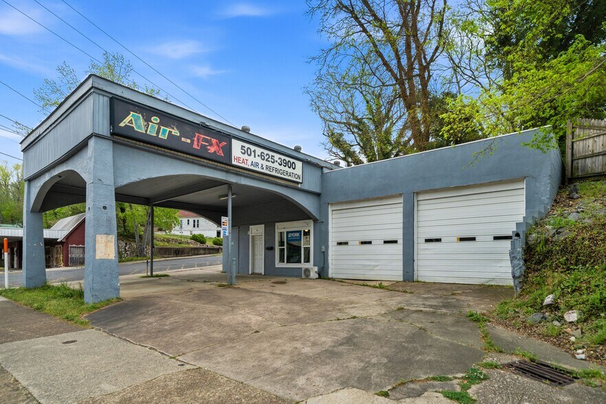 Primary Photo Of 340 Park Ave, Hot Springs Auto Repair For Sale