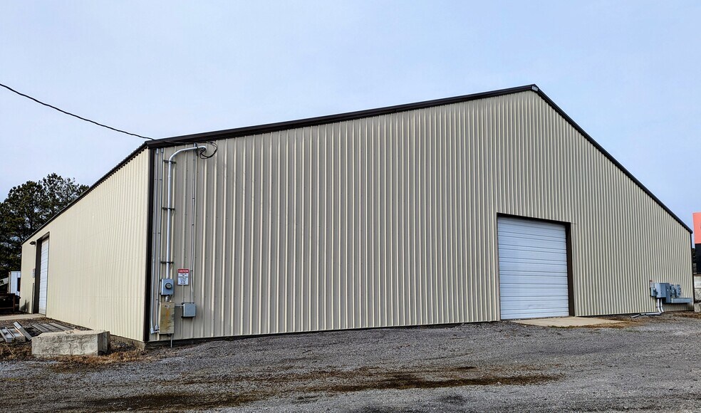 More Photos Of 21330 Blue Star Hwy, Jarratt Industrial For Sale
