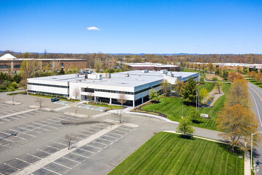 More Photos Of 12 Vreeland Rd, Florham Park Office For Lease